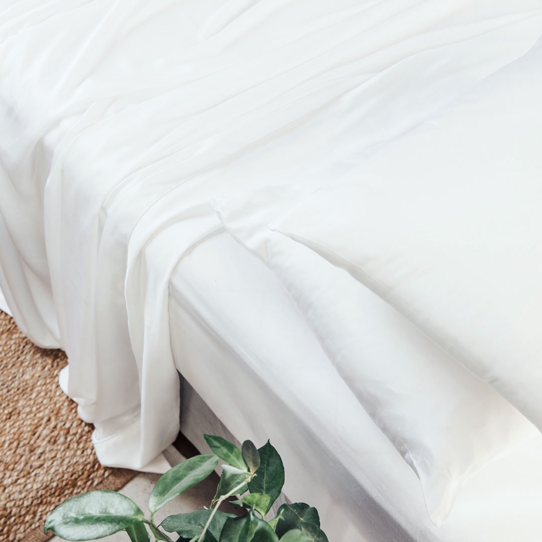 Best Sheets for Hot Sleepers Reviews and Buyer's Guide Savvy Sleeper